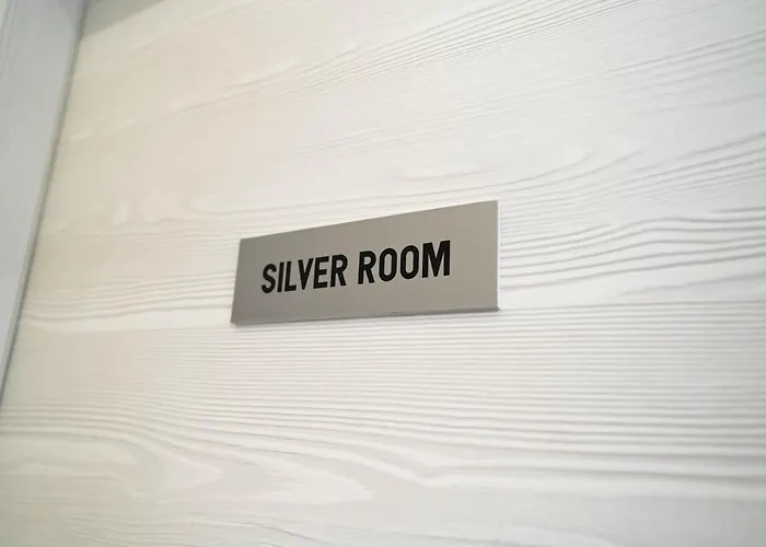 Arco Alto Rooms